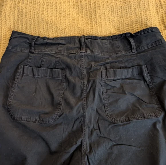 Women's Black Wide-Leg Pants - Picture 4 of 4